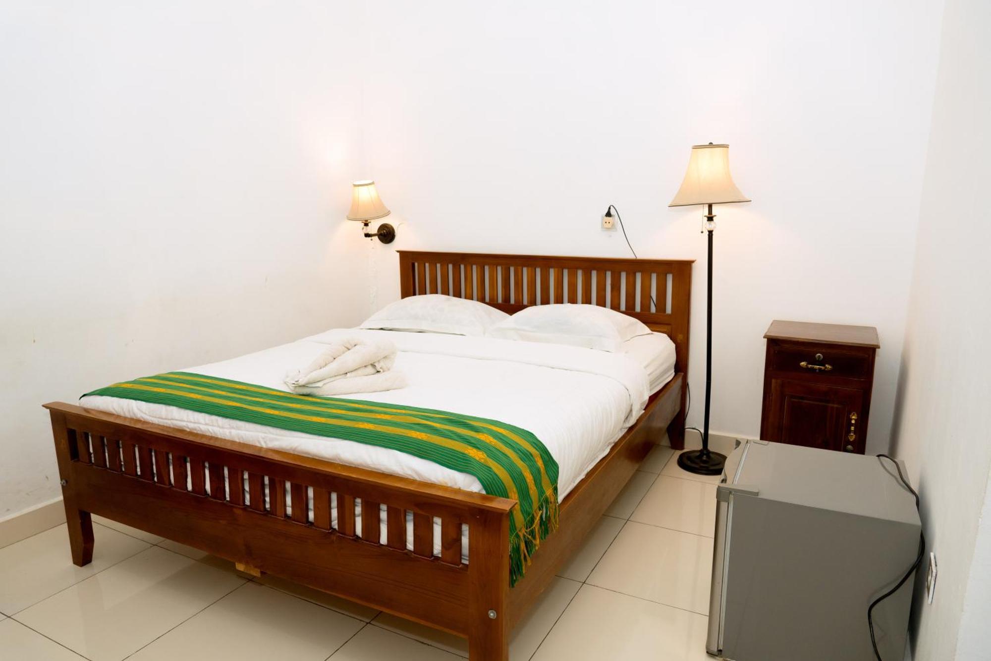 Hotel Green Prundi Labuan Bajo Exteriör bild
