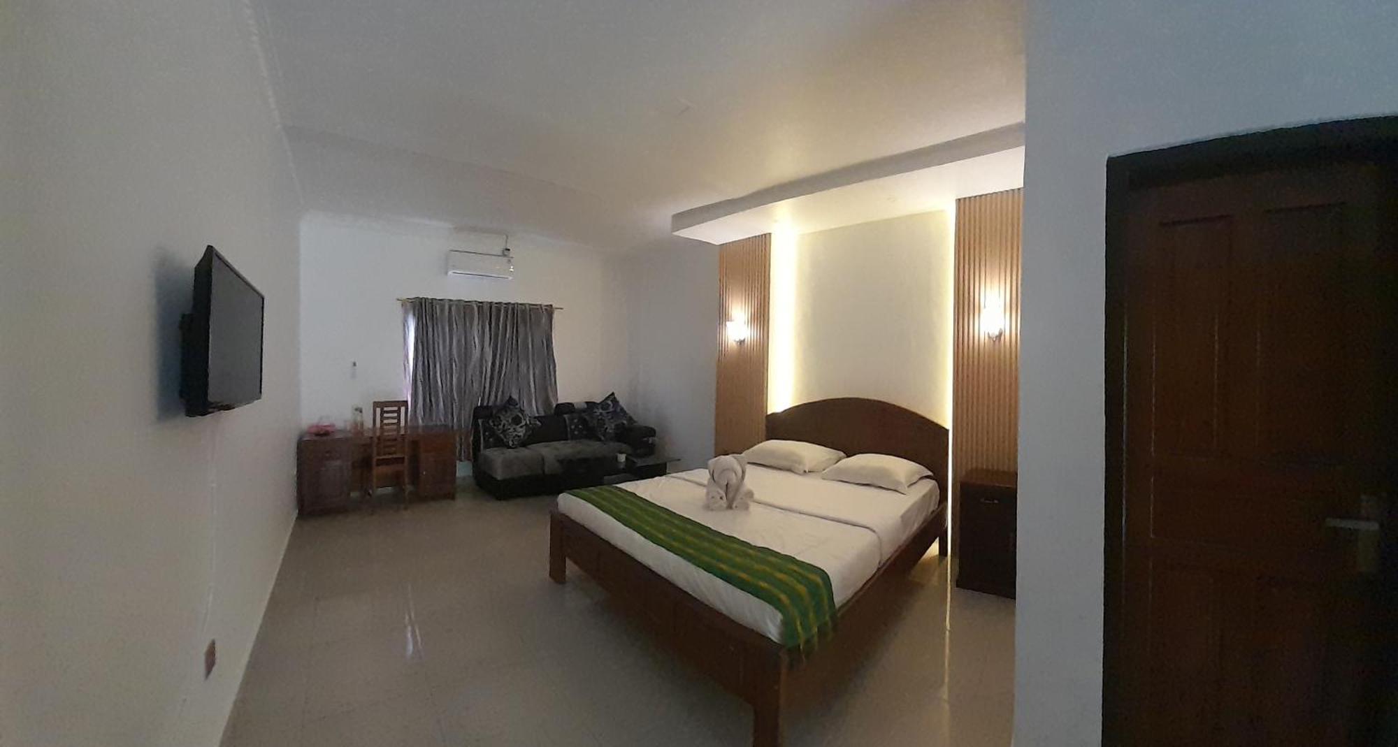 Hotel Green Prundi Labuan Bajo Exteriör bild