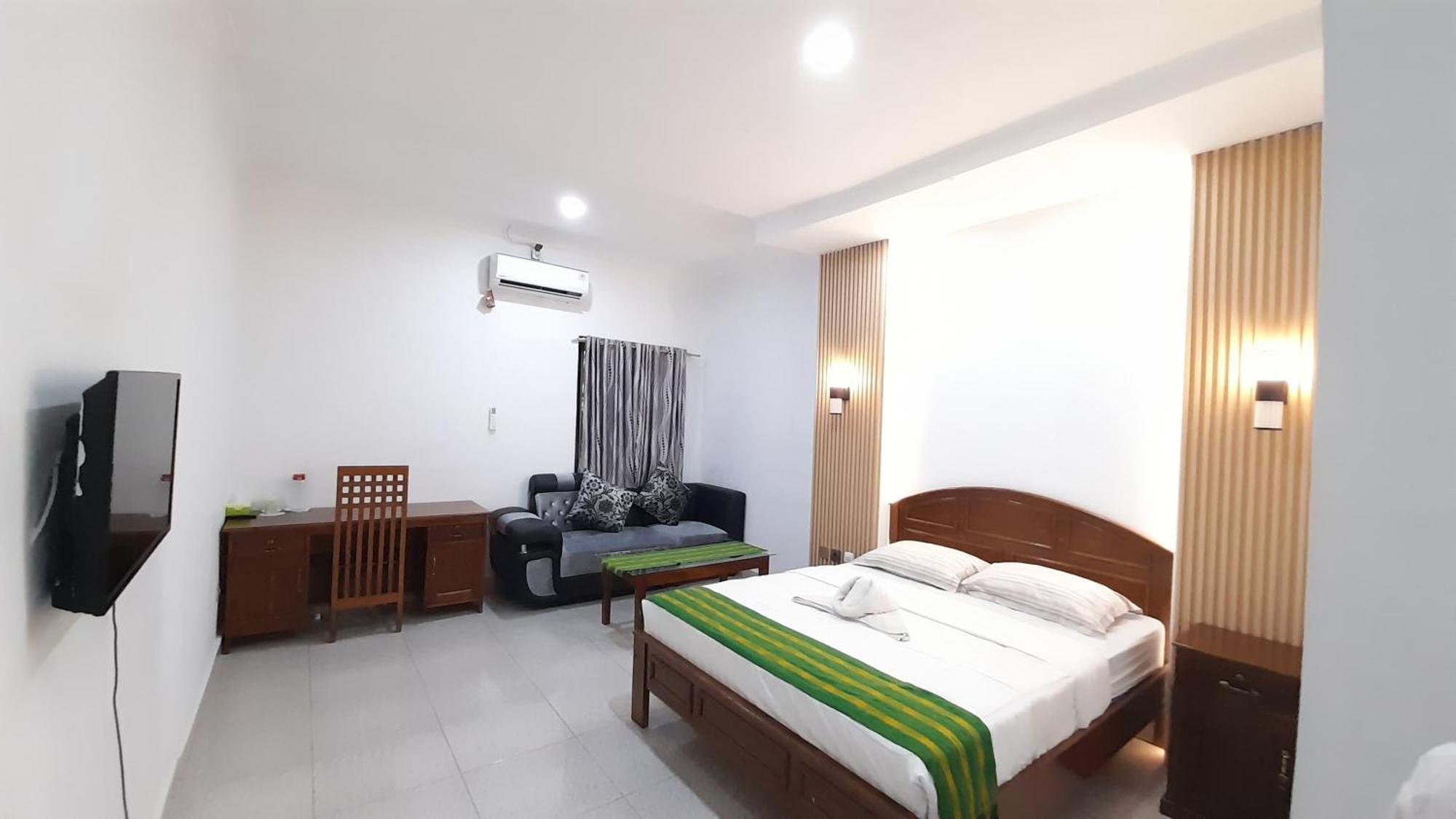 Hotel Green Prundi Labuan Bajo Exteriör bild